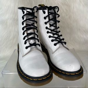 DR.MARTENS LACE UP BOOTS